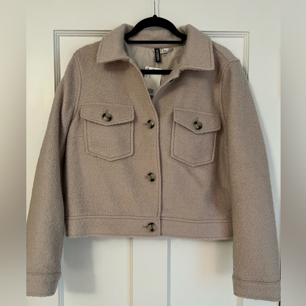 H&M Beige Cropped Shirt Jacket Shacket